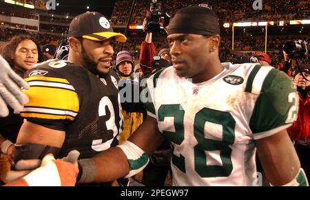 Pittsburgh Steelers Jerome Bettis became the the NFL ninth all-time leading  running back with 12075 yards, late in the fourth quarter at Heinz Feild in  Pittsburgh PA., in the game against the