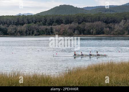 Lake Banyoles, rowing training, Banyoles, Catalonia, Spain Stock Photo