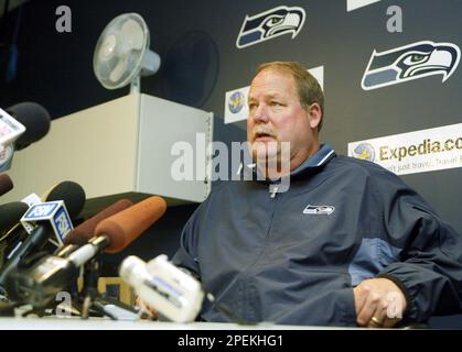 Former St. Louis Rams now Seattle Seahawks Grant Wistrom watches a replay  during a game at the Edward Jones Dome in St. Louis on October 9, 2005.  (UPI Photo/Bill Greenblatt Stock Photo 