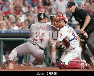 Morgan Ensberg of the Houston Astros attempts to field a groud