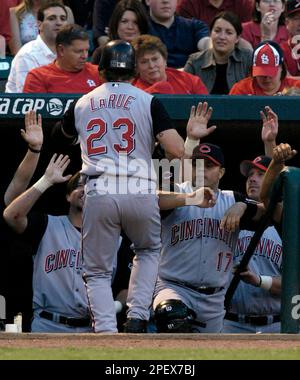 CIncinnati Reds' Sean Casey, left, congratulates closer Danny