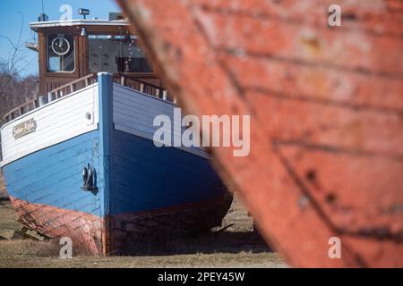 16 March 2023, Mecklenburg-Western Pomerania, Peenemünde: Ships are moored in the port of Peenemünde in sunny weather. According to the weather service, the weather will remain unsettled in the next few days with rising temperatures. Photo: Stefan Sauer/dpa Stock Photo