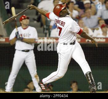 LAA@SEA: Guerrero launches his first Angels home run in 2004 