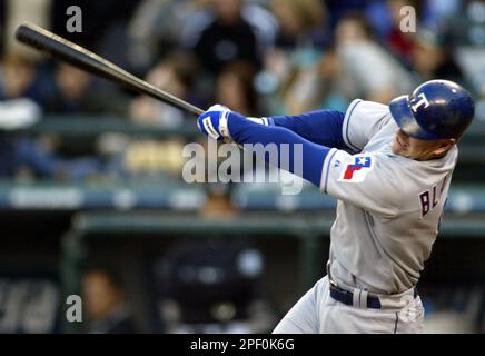 Blalock's two-run jack wins it for Texas 