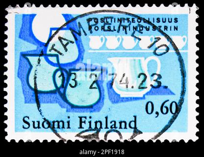 MOSCOW, RUSSIA - FEBRUARY 17, 2023: Postage stamp printed in Finland shows Porcelain Industry, circa1973 Stock Photo