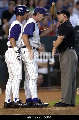 Luis Gonzalez, former Arizona Diamondbacks play annual alumni game