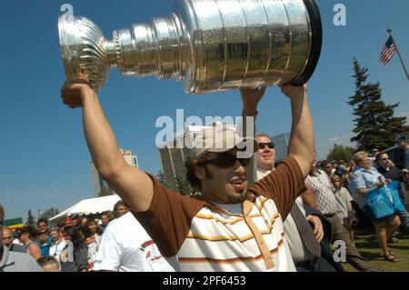 Scott gomez stanley store cup