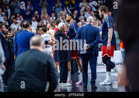 Madrid, Spain. 16th Mar, 2023. Giorgio Armani at the end of the basketball match between Real Madrid and EA7 Emporio Armani Olimpia Milano valid for the matchday 29 of the Euroleague played at Wizink Center in Madrid on Thursday 16 March 2023 Credit: Independent Photo Agency/Alamy Live News Stock Photo