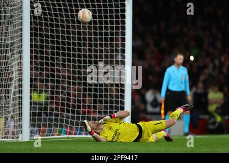 Emirates Stadium, London, UK. 16th Mar, 2023. Europa League Football, Round of 16, Second Leg, Arsenal versus Sporting Lisbon; Aaron Ramsdale of Arsenal comes close to saving a penalty Credit: Action Plus Sports/Alamy Live News Stock Photo