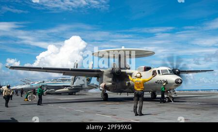 E-2C Hawkeye, flight deck, Sailors, U.S. Navy, USS Harry S. Truman (CVN ...