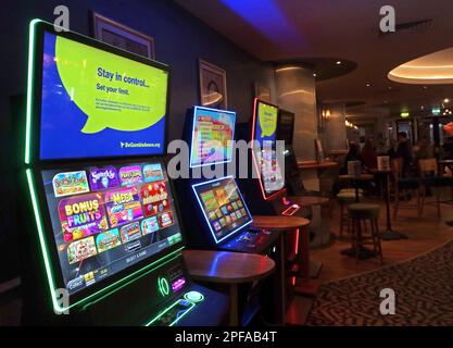 wetherspoons fruit machines