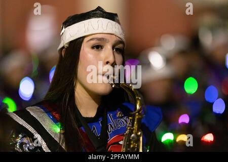 Matamoros, Tamaulipas, Mexico - Dicember 9, 2022: The Desfile de Navidad, Marching band performing at the parade Stock Photo