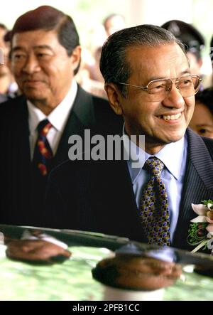 Rus tilida anal seks tomosha qiling Asa Akira qora libosda