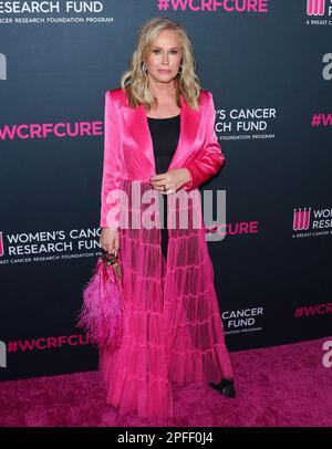 Kathy Hilton arrives at the AN UNFORGETTABLE EVENING Benefiting The ...