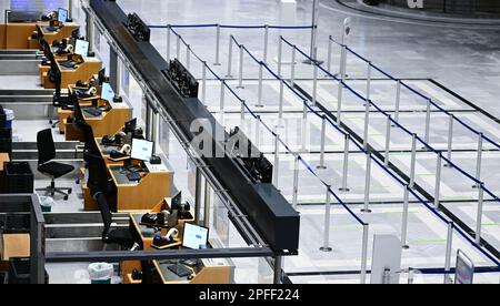 Stuttgart, Germany. 17th Mar, 2023. Empty terminals in the empty departure hall at Stuttgart Airport. Flights are canceled due to a Verdi strike. Credit: Bernd Weißbrod/dpa/Alamy Live News Stock Photo