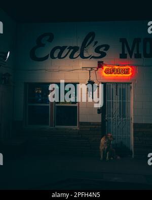 Earls Route 66 Motor Court motel at night Winslow Arizona Stock Photo Earls Route 66 Motor Court motel at night Winslow Arizona Stock Photo