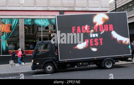 London, UK. 17th March 2023. Promotional van for the SAW: Escape Experience London. Credit: Matthew Chattle/Alamy Live News Stock Photo