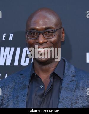 Actor Lance Reddick, best known for his roles on The Wire and the John Wick franchise was found dead at 60 years old on March 17, 2023 at his home in Studio City, Ca.  Lance Reddick at the L.A. special screening of 'John Wick: Chapter 3 - Parabellum' held at the TCL Chinese Theatre on May 15, 2019 in Hollywood, CA. © O'Connor/AFF-USA.com Stock Photo