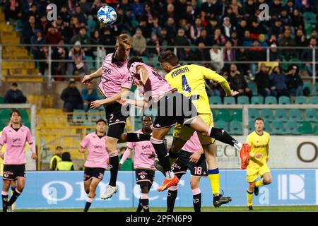 Palermo, Italy. 17th Mar, 2023. Gennaro Tutino (Palermo) celebrates the  victory during Palermo FC vs Modena FC, Italian soccer Serie B match in  Palermo, Italy, March 17 2023 Credit: Independent Photo Agency/Alamy