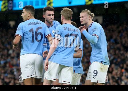 Manchester, UK. 18th Mar, 2023. Erling Haaland of Manchester City (9) celebrates with his teammates after scoring his teams 1st goal. Erling Haland of Manchester City (9) celebrates with his teammates after scoring his teams 1st goal. Emirates FA Cup quarter-final match, Manchester City v Burnley at the Etihad Stadium in Manchester, Lancs on Saturday 18th March 2023. this image may only be used for Editorial purposes. Editorial use only, pic by Chris Stading/Andrew Orchard sports photography/Alamy Live news Credit: Andrew Orchard sports photography/Alamy Live News Stock Photo