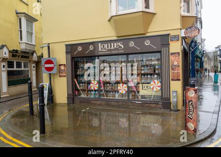 Lollies Traditional Sweet Shop Tenby Pembrokeshire Wales Stock Photo lollies-traditional-sweet-shop-tenby-pembrokeshire-wales-stock-photo