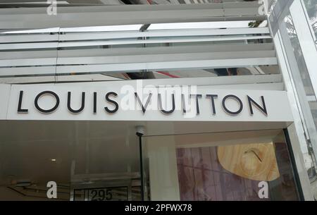 Louis Vuitton rodeo drive summer 2023 