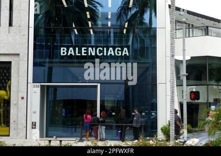 Beverly Hills Usa May 2020 Luxury Retail Stores Rodeo Drive – Stock  Editorial Photo © MSPhotographic #372458790