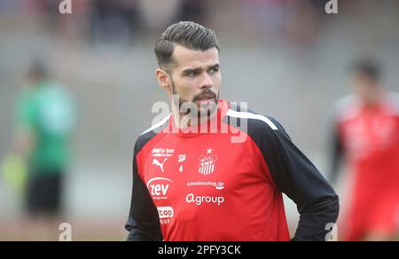 Oberhausen, Deutschland. 19th Mar, 2023. firo : 03/19/2023, football, soccer, 3rd league, 3rd Bundesliga, season 2022/2023, BVB II, Borussia Dortmund II - FSV Zwickau Robin Ziegele, half figure Credit: dpa/Alamy Live News Stock Photo