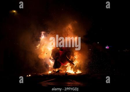 Valencia, Spain. 19th Mar, 2023. Valencia, Spain, March 19, 2023. A 'ninot' burns during the last day of the Las Fallas Festival on March 19, 2023 in Valencia, Spain. The Fallas is Valencias most international festival, which runs from March 15 until March 19 and celebrates the arrival of spring with fireworks, fiestas and bonfires made by large puppets named Ninots. Credit: Jose Miguel Fernandez/Alamy Live News Stock Photo