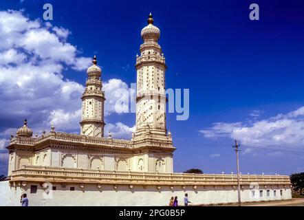 Jama Masjid was constructed by Tipu Sultan in 1784 at Srirangapatna near Mysuru Mysore, Karnataka, South India, India, Asia Stock Photo