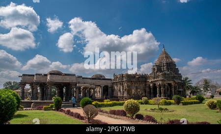 Mahadeva temple dedicated to Lord Shiva in Itagi in Koppal, Karnataka, India.  It was built by Mahadeva, a commander in the army of the Western Chaluky  Stock Photo - Alamy