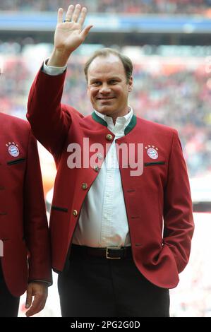 ARCHIVE PHOTO: Christian NERLINGER turns 50 on March 21, 2023, Christian NERLINGER (ex-Bayern player), in civilian clothes, in traditional jacket, waves, gesture, single image, cropped individual motif, half figure, half figure football 1st Bundesliga, 34th matchday, FC Bayern Munich (M)-Hanover 96 (H) 3-1, German Champion, German Championship, on May 14th, 2016 in Munich/ Germany.ALLIANZARE NA, ? Stock Photo