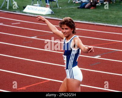 ARCHIVE PHOTO: Marlies GOEHR turns 65 on March 21, 2023, Marlies GOEHR, OELSNER, GOHR, GDR, athlete, action, sprint, jubilation, at the World Championships in Athletics in Helsinki from 07.-14.08.1983. ?SVEN SIMON, Princess-Luise-Str.41#45479 Muelheim/Ruhr#tel.0208/9413250#fax 0208/9413260#account 1428150 Commerzbank Essen BLZ 36040039 #www.SvenSimon.net#e-mail:SvenSimon@t -online.de. Stock Photo