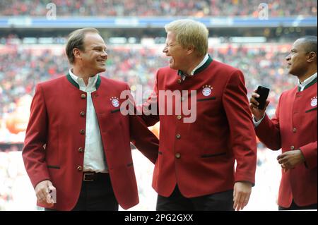 ARCHIVE PHOTO: Christian NERLINGER will be 50 years old on March 21, 2023, from left: Christian NERLINGER, Oliver KAHN (ex Bayern player), in civilian clothes, in traditional jacket, football 1st Bundesliga, 34th matchday, FC Bayern Munich (M) -Hanover 96 (H) 3-1, German Champion, German Championship, on May 14th, 2016 in Munich/ Germany.ALLIANZARE NA, ? Stock Photo