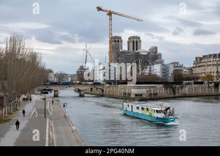 Notre Dame Cathedral undergoing renovation after the fire of 2019, Paris, France, Europe Stock Photo