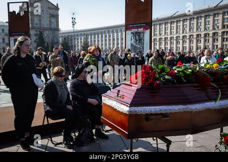 Kyiv, Ukraine. 20th Mar, 2023. Relatives mourn at the coffin with the body of Bizhan Sharopov, Ukrainian serviceman and widely known biologist during his funeral ceremony at the Independence Square in Kyiv. Credit: SOPA Images Limited/Ģ����ý Live News Stock Photo