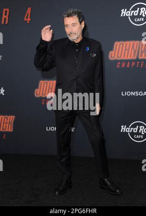 Los Angeles, CA. 20th Mar, 2023. Ian McShane at arrivals for JOHN WICK: CHAPTER 4 Premiere, TCL Chinese Theatre, Los Angeles, CA March 20, 2023. Credit: Elizabeth Goodenough/Everett Collection/Alamy Live News Stock Photo