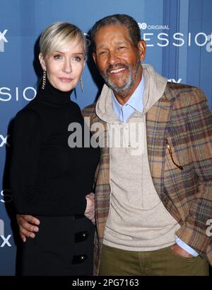 New York City, NY, 20/03/2023, Hilary Quinlan and Bryant Gumbel attending the 'Succession' Season 4 Premiere held at Jazz at Lincoln Center on March 20, 2023 in New York City, NY ©Steven Bergman/AFF-USA.COM Stock Photo