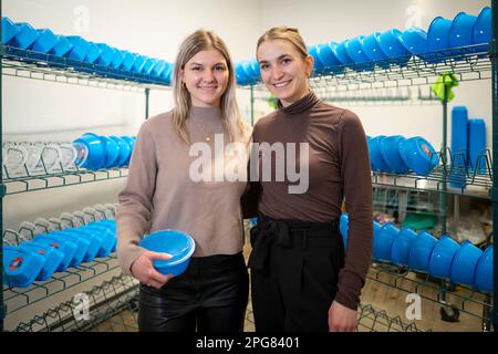 Reusable takeout container company set to expand again — this time into  Guelph grocery stores