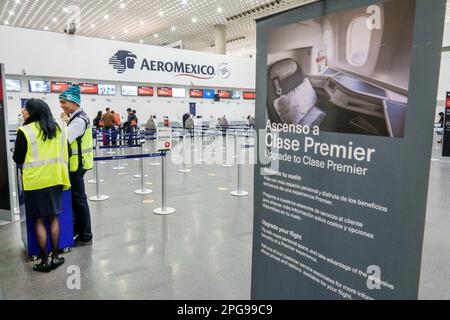 Mexico City,Aeropuerto Internacional Benito Juarez International Airport,terminal concourse,passengers travelers,AeroMexico agents ticketing check-in Stock Photo