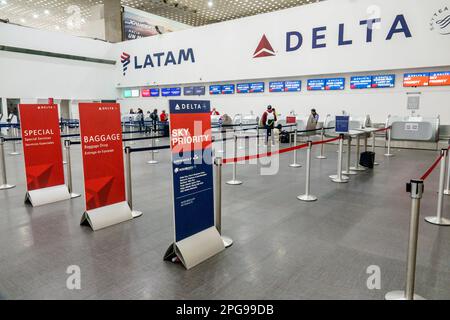 Mexico City,Aeropuerto Internacional Benito Juarez International Airport,terminal concourse,passengers travelers,Delta Latam ticketing check-in counte Stock Photo