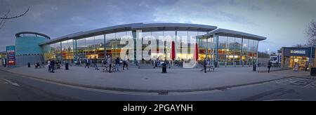 Wide panorama of Cherwell Valley Moto services, incl Greggs, M40 J10, A43, Oxfordshire, England, UK, OX27 7RD Stock Photo