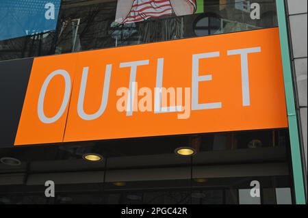 Cologne, Germany. 19th Mar, 2023. Lettering OUTLET Credit: Horst Galuschka/dpa/Alamy Live News Stock Photo