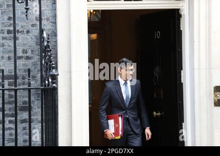 London, UK. 22nd Mar, 2023. British Prime Minister Rishi Sunak leaves No 10 Downing Street to attend the weekly PMQ Prime Minister's Questions at Parliament. Credit: Uwe Deffner/Alamy Live News Stock Photo