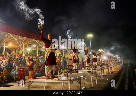 Tribeni Ghat, Rishikesh, Uttarakhand - 29th October 2018 : Ganga aarti being performed by Hindu priests to the chants of Vedic hymns. Stock Photo