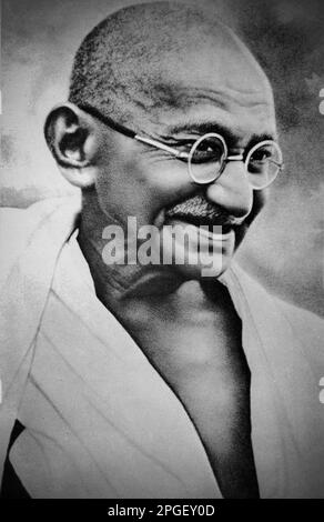 India, Mahatma Gandhi, c. 1945 Gandhi, Mohandas Karamchand, called Mahatma; leader of the Indian movement of Independence; Stock Photo
