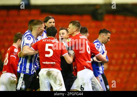 Oakwell Stadium, Barnsley, England - 21st March 2023 Tempers flair - during the game Barnsley v Sheffield Wednesday, Sky Bet League One,  2022/23, Oakwell Stadium, Barnsley, England - 21st March 2023 Credit: Arthur Haigh/WhiteRosePhotos/Alamy Live News Stock Photo