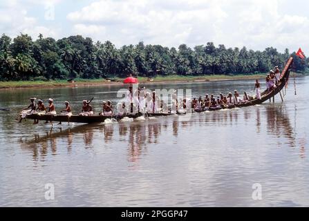 Aranmula Vallamkali festival; Snake Boat Race, held on Pampa River during Onam in Aranmula, Kerala, India Stock Photo