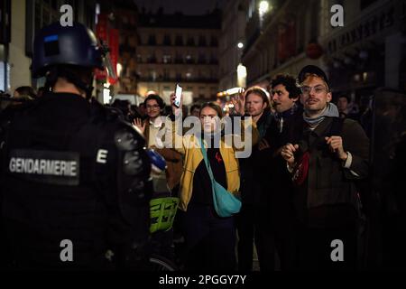 Paris, France. 22nd Mar, 2023. Demonstrators walking through the main streets of the French capital. A group of Parisians protest in the streets of the French capital after the reform of the retirement age. Credit: SOPA Images Limited/Alamy Live News Stock Photo