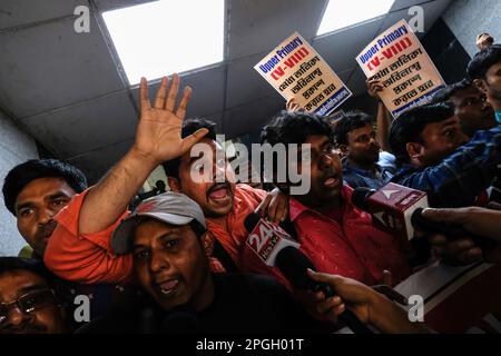 Kolkata, India. 22nd Mar, 2023. Protesters with placards shout slogans during a demonstration against the ruling government for not recruiting eligible candidates for the West Bengal Upper Primary TET examination. (Photo by Dipayan Bose/SOPA Images/Sipa USA) Credit: Sipa USA/Alamy Live News Stock Photo